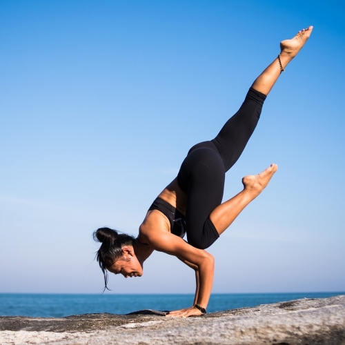 yoga-2587066_19201-bis